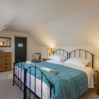 The Coach House Twin Bedroom set up as SuperKing