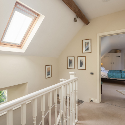 The Coach House-Landing